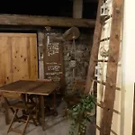 Romantique Dans Centre De Bien-etre Au Chant De L'eau ベッド・アンド・ブレックファスト 4*