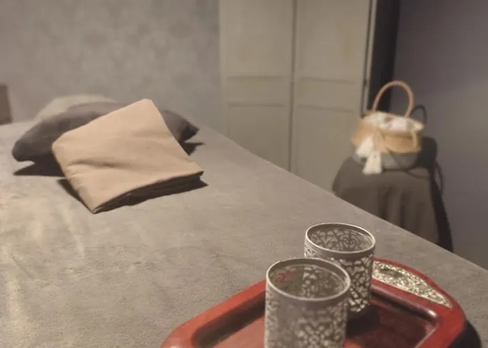 Romantique Dans Centre De Bien-etre Au Chant De L'eau Bed & Breakfast Siaugues-Sainte-Marie